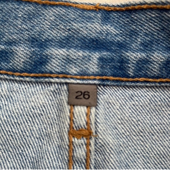 Carmar LF Beatrice Distressed Blue Denim Mini Skirt Size 26. Front zipper - Picture 4 of 11